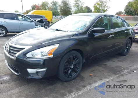 2015 Nissan Altima 2.5 Sv z USA, uszkodzony, nr VIN 1N4AL3AP6FC594714